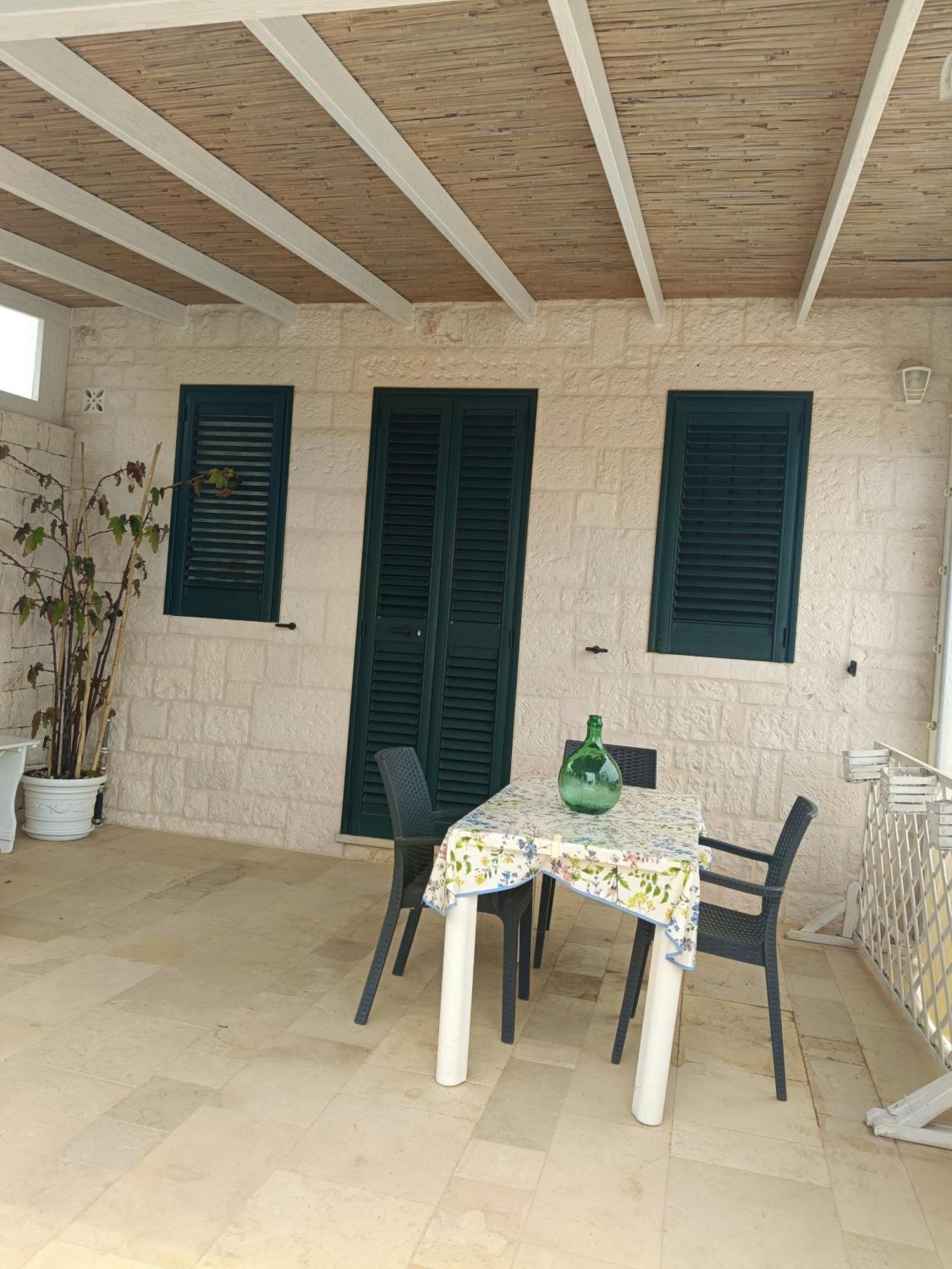 Trullo Le Tre Sorelle Cisternino Eksteriør billede