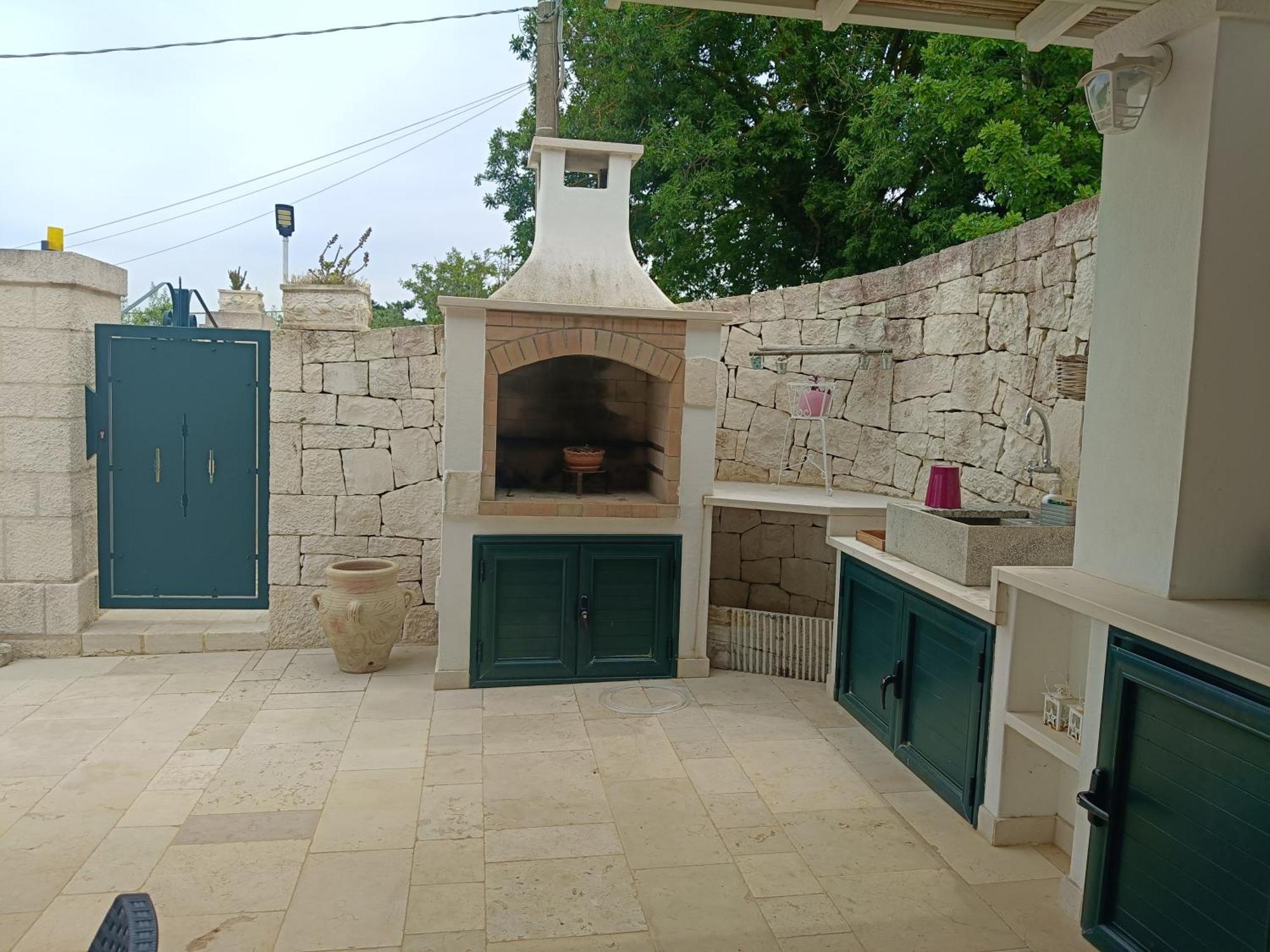 Trullo Le Tre Sorelle Cisternino Eksteriør billede