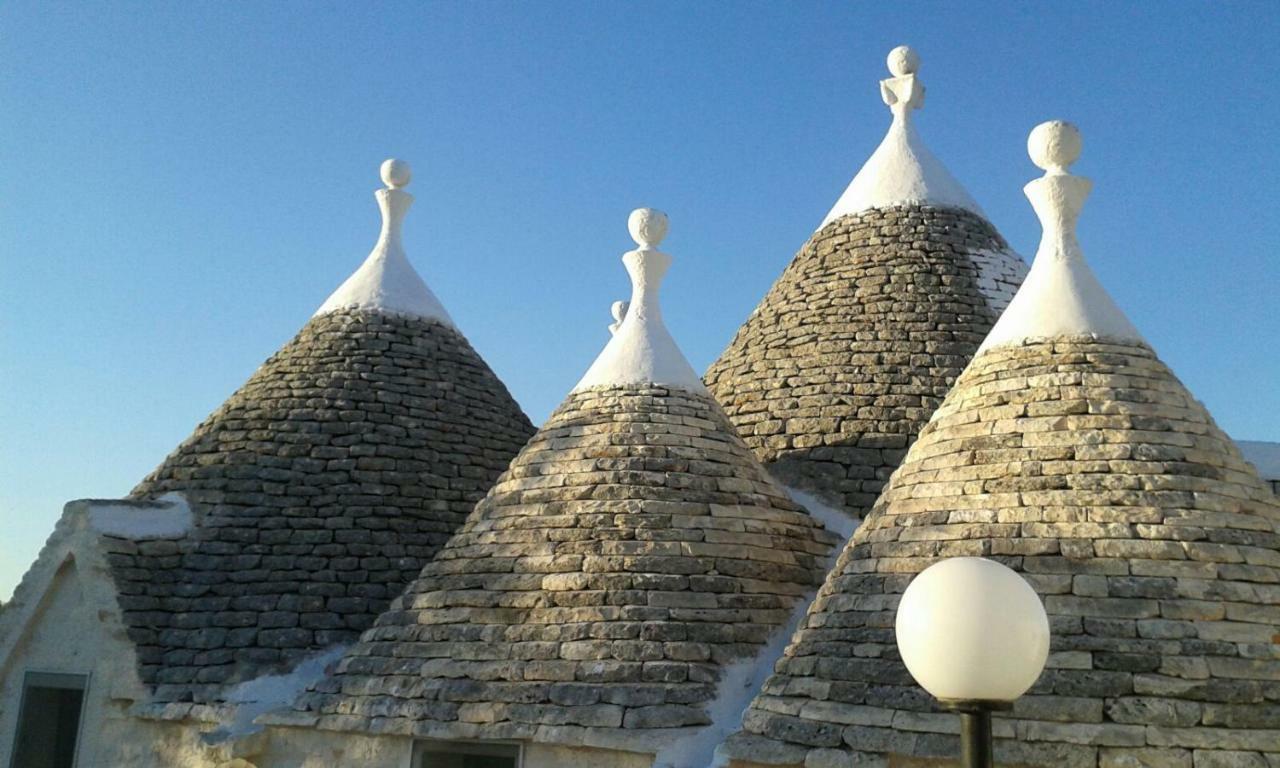 Trullo Le Tre Sorelle Cisternino Eksteriør billede